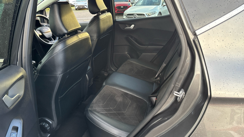 Ford Fiesta 1.0 EcoBoost Hybrid mHEV 125 Titanium 5dr Petrol Hatchback